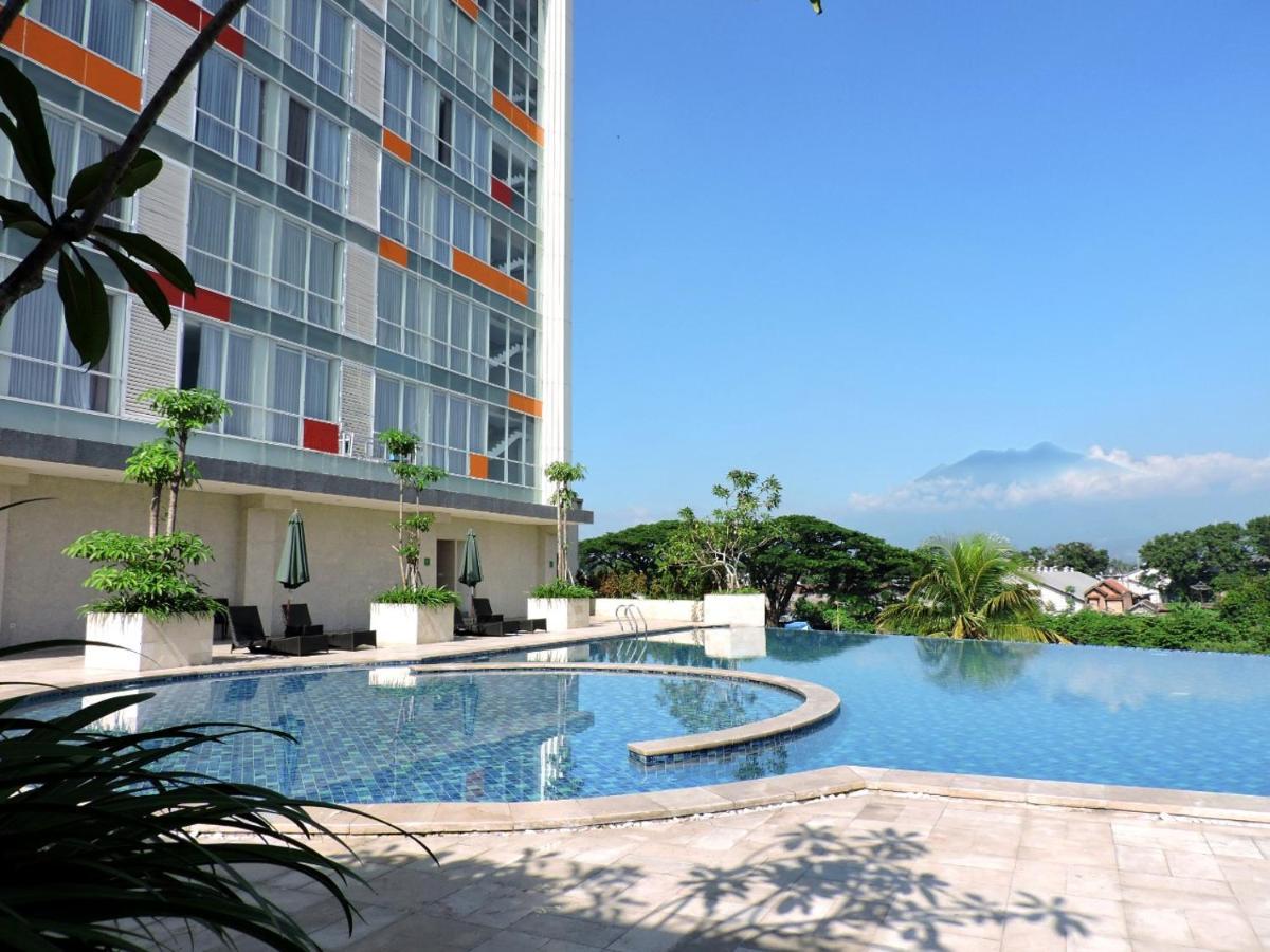 Ascent Premiere Hotel And Convention Malang Exteriér fotografie