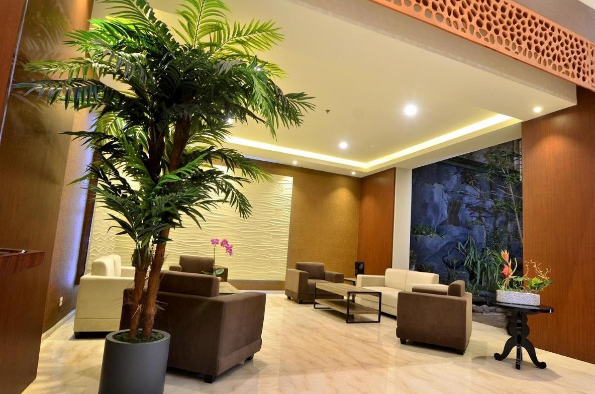 Ascent Premiere Hotel And Convention Malang Exteriér fotografie